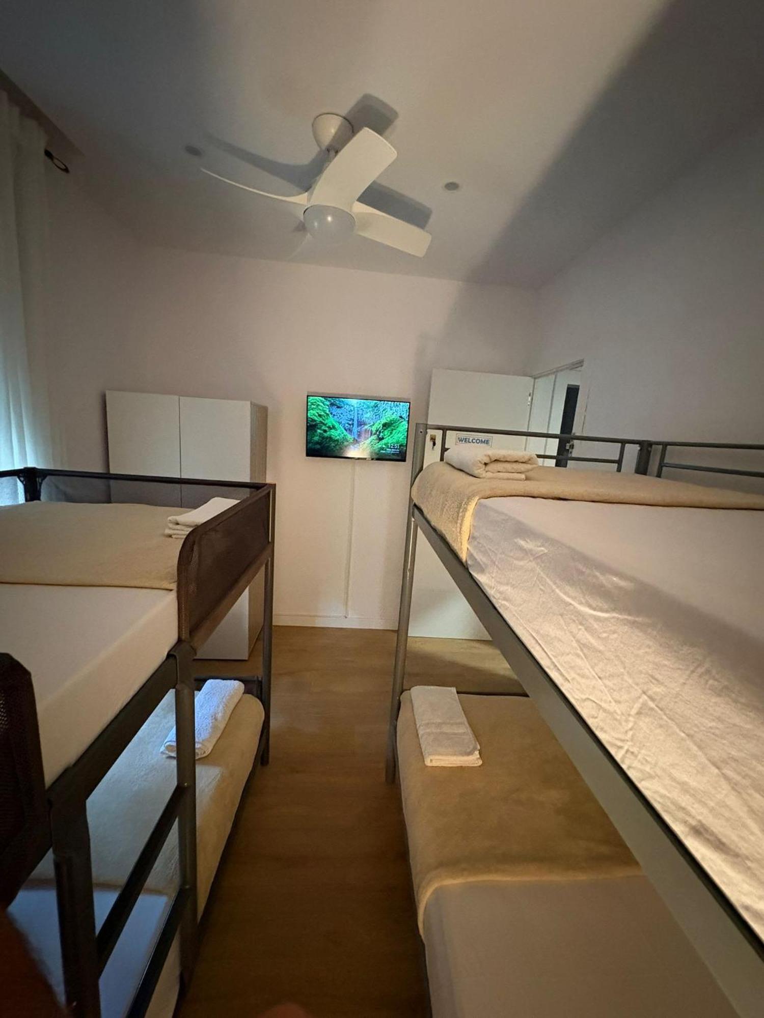 Habitaciones En Барселона Экстерьер фото